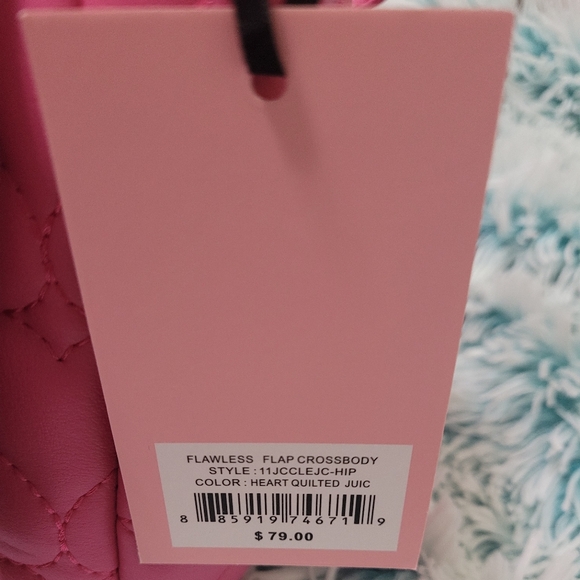 Juicy Couture Heart Quilted Flawless Flap Crossbody - Picture 3 of 7